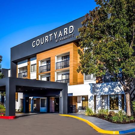 Courtyard By Marriott Livermore Exterior foto