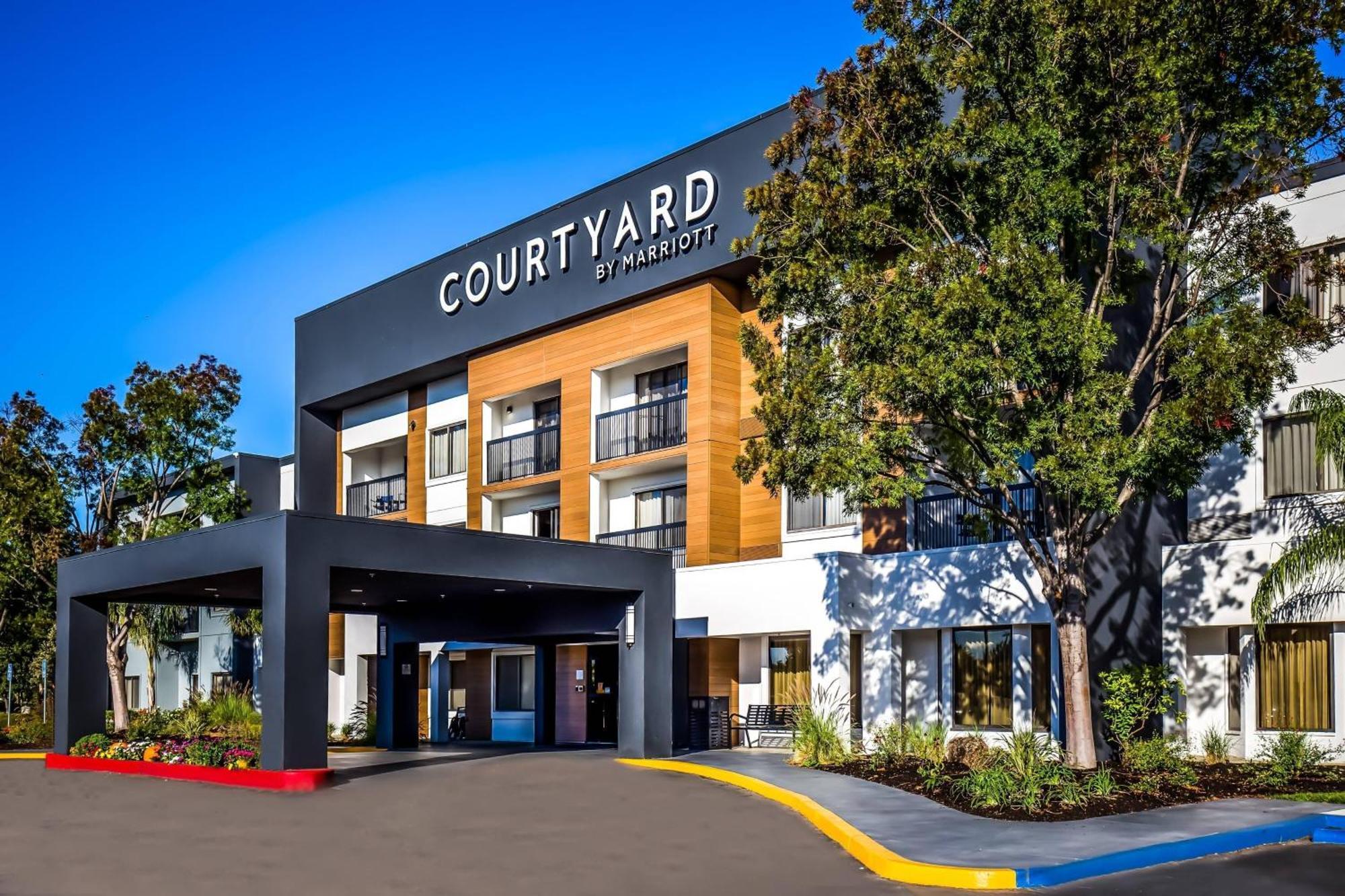 Courtyard By Marriott Livermore Exterior foto