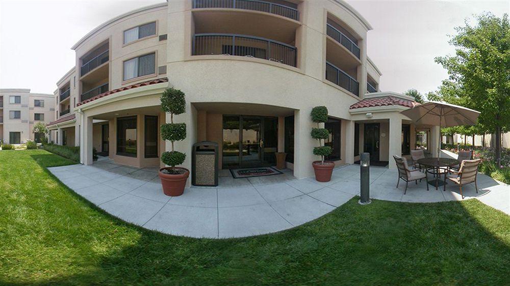 Courtyard By Marriott Livermore Exterior foto